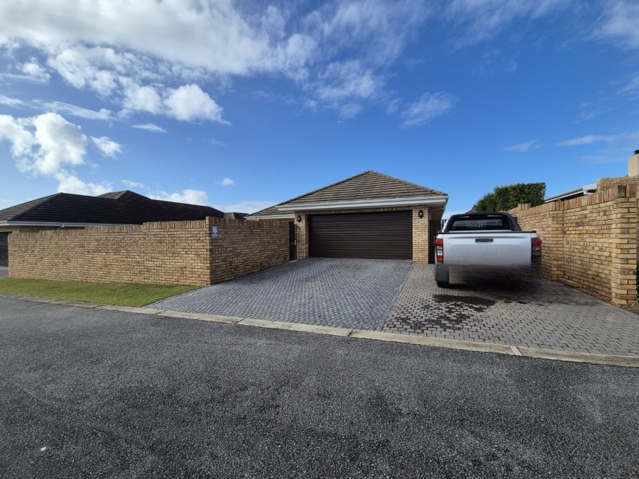 3 Bedroom Property for Sale in Weybridge Park Eastern Cape